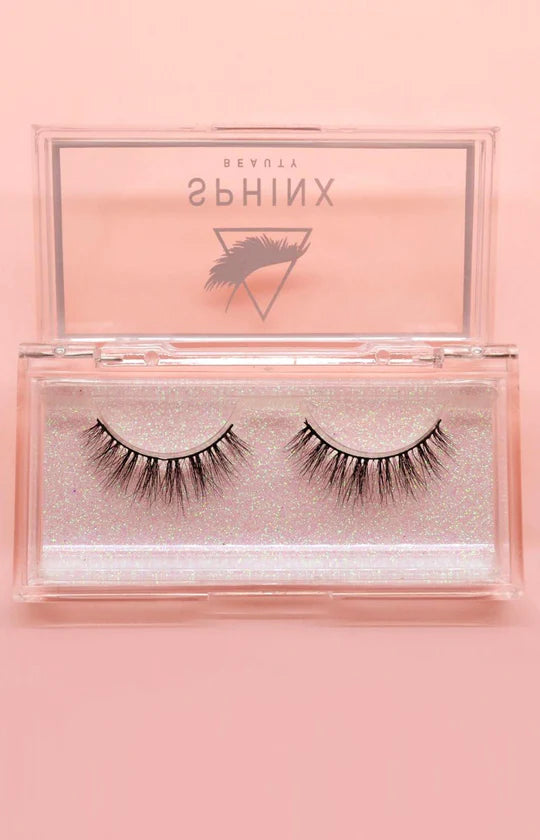 Ladies Black Unapologetic Eyelashes
