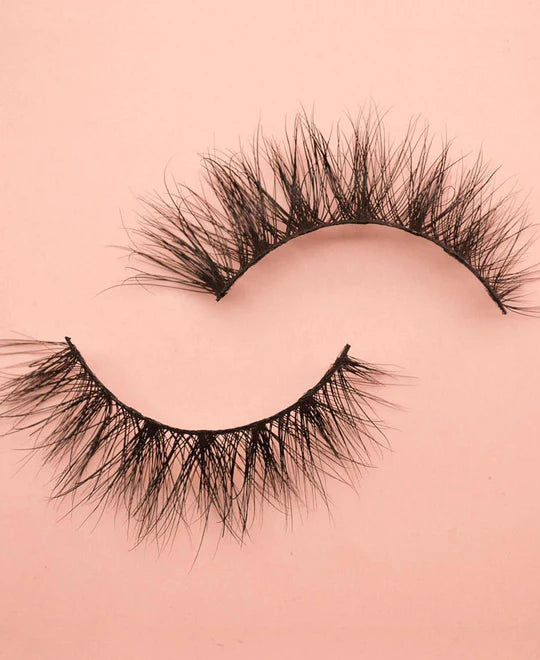 Ladies Wanderlust Black Eyelashes