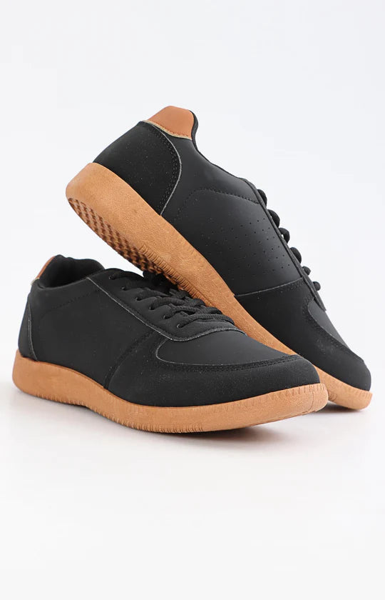 Men's Black & Tan Casual Sneakers